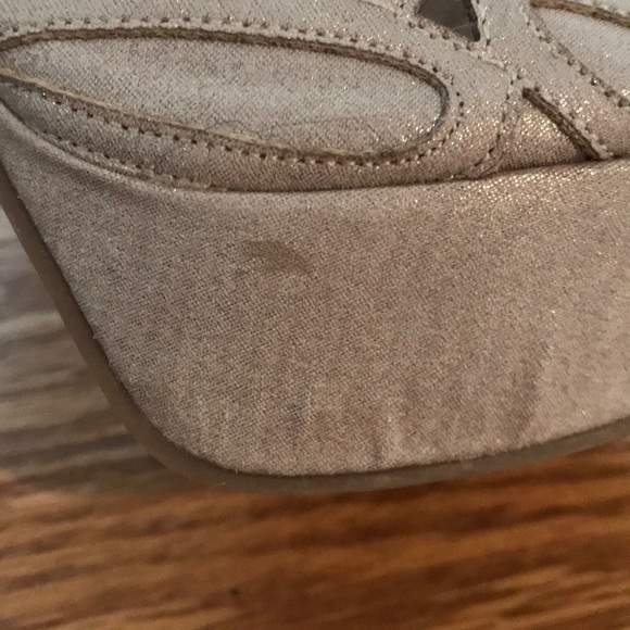 Heels - Picture 8 of 8